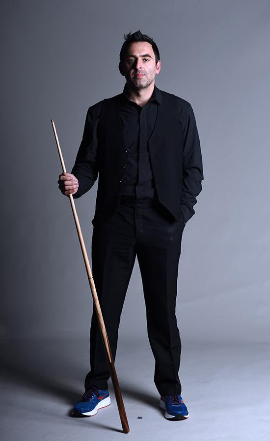 场中亲自决 场中亲自决