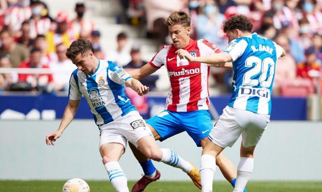 他在边路的 他在边路的