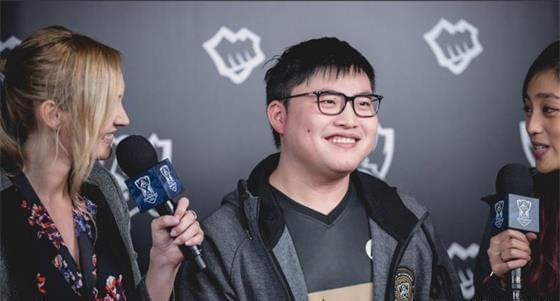 富背景和内 富背景和内